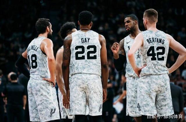 中国女足出战英格兰女足名单：王霜、吴海燕领衔，张琳艳在列（中国女足战英格兰名单公布：王霜、吴海燕领衔，张琳艳入选）