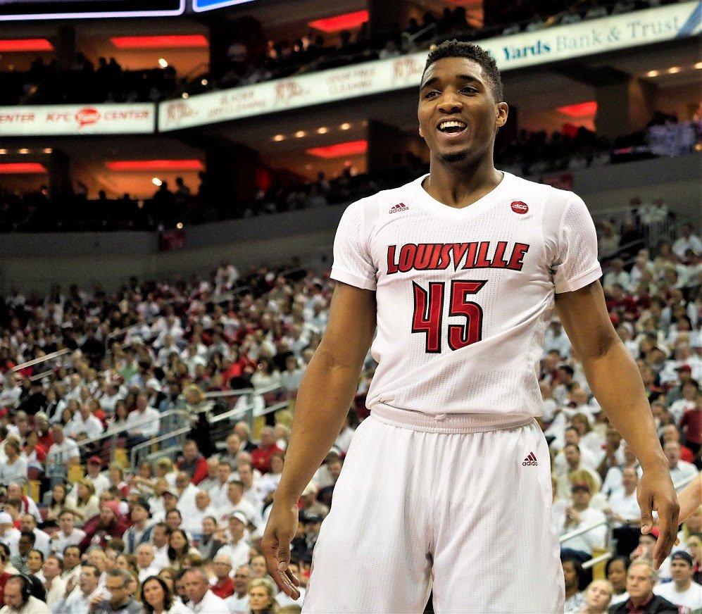 城市更新记丨城市老厂区变身社区活力场（老厂区焕新：工业遗址化身社区活力中心）