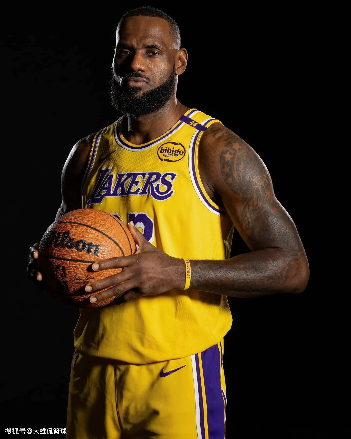 亚历山大：打破赛季73胜很有意义，希望去冲击33连胜纪录（亚历山大：超越73胜意义非凡，盼挑战33连胜纪录）